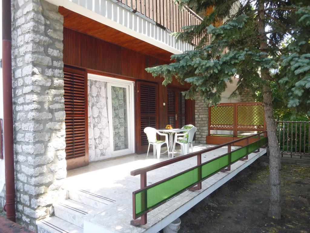 Oleander Holiday House Шиофок Экстерьер фото