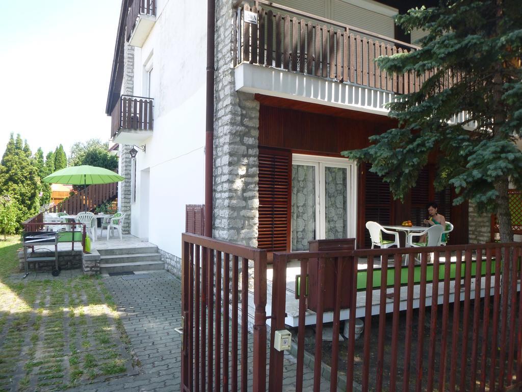 Oleander Holiday House Шиофок Экстерьер фото